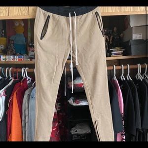 Fear of God Essentials Joggers